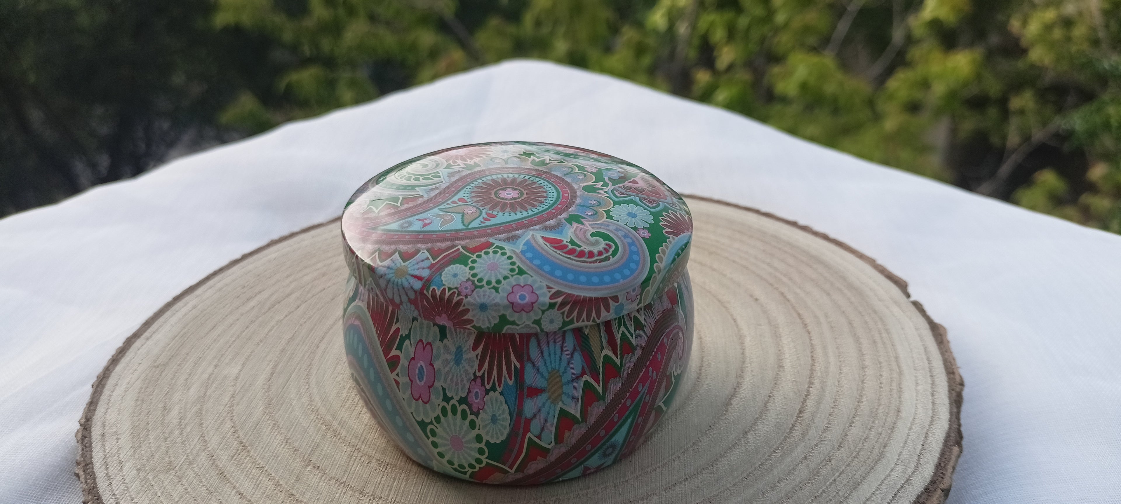 Mandala Floral vela artesanal tapa cerrada